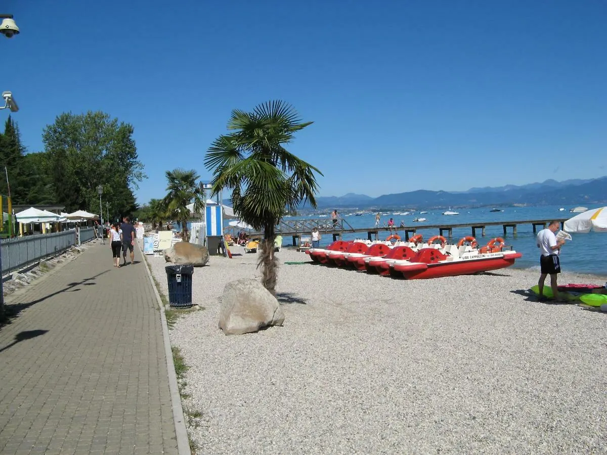 La Madonnina Vacation Flats Appartamento Peschiera del Garda Italia